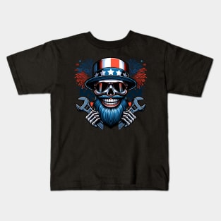 USA Patriotic Bearded Skull Mechanic American Flag 4th of July Independence Day Smiling Skull Kids T-Shirt